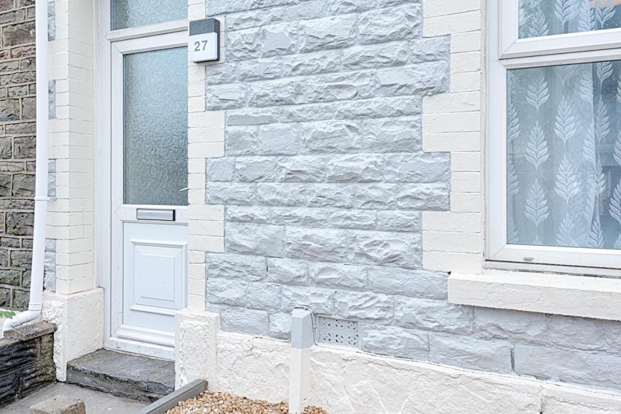 Large Green Garden, 4 Bedrooms, Sleeps 8 Swansea Buitenkant foto